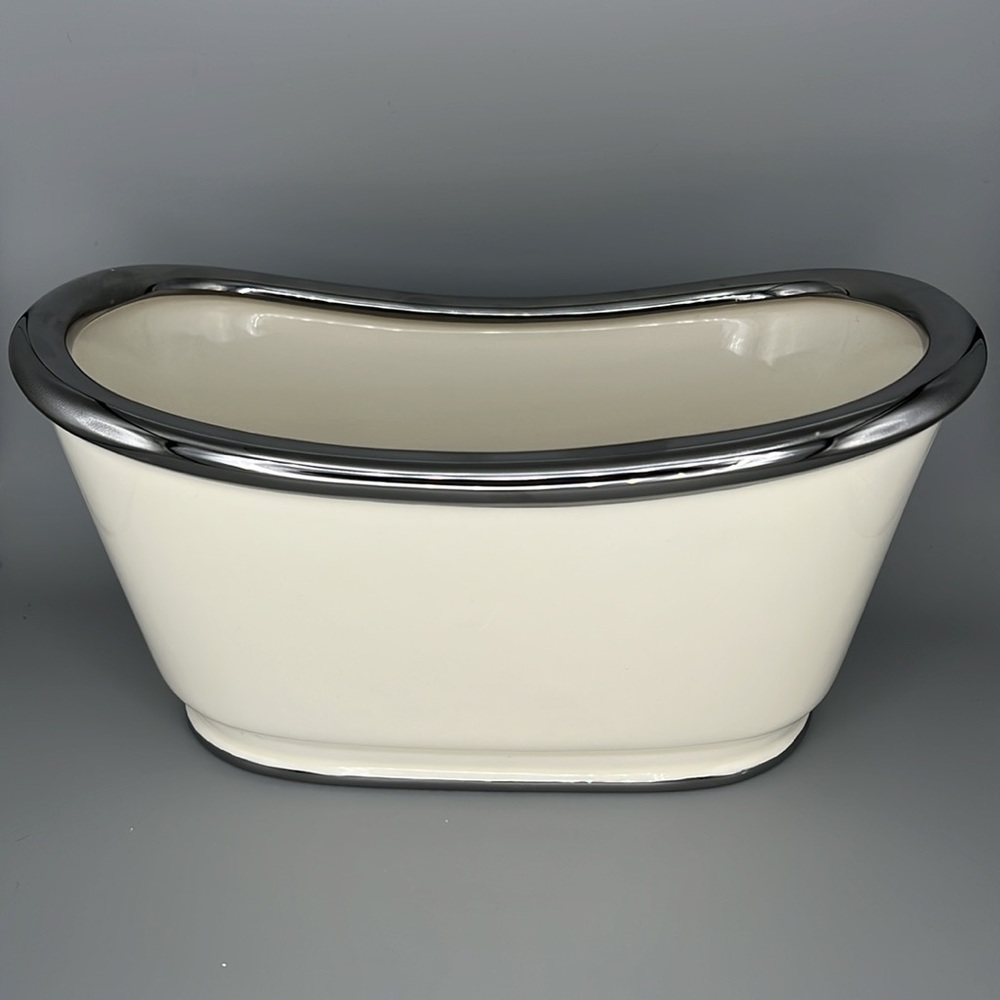Biltmore for Belk Apothecary mini Bathtub - Picture 3 of 9